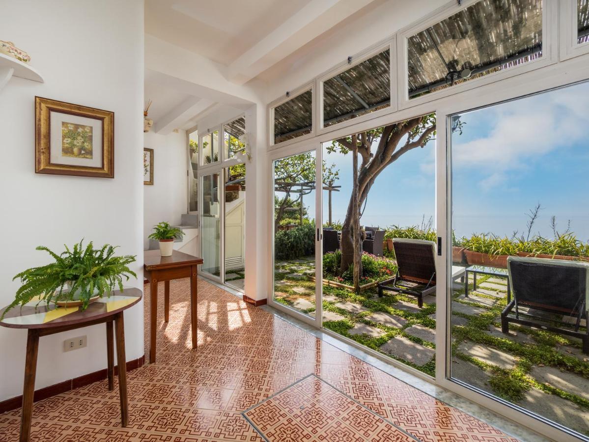Scorcio D' Oltremare - Sea View Apt In Positano Exterior photo